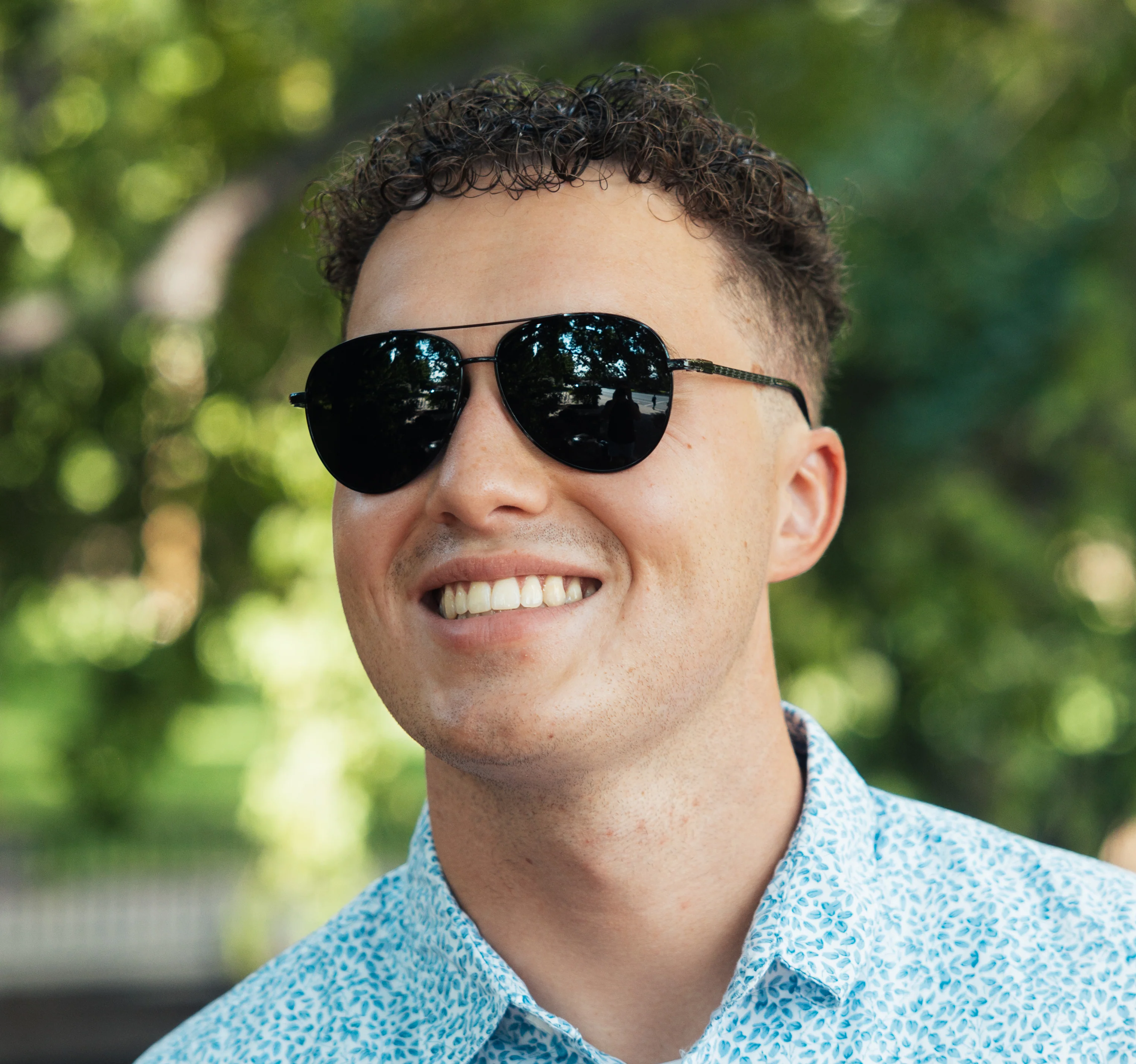 ZEN Oversized Aviator Super Dark Sunglasses - Image 12